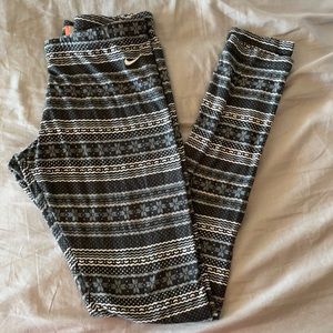 EUC Nike Fair Isle Leggings, Women’s Size M